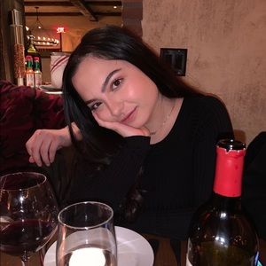 Meet your Posher, Gabby